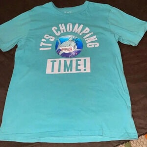 Children’s Place Boys 3D graphic tshirt LARGE like new